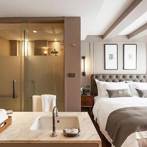 Superior Zimmer mit Kingsize-Bett